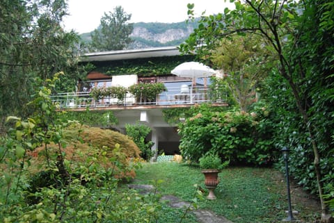 B&B Le Ortensie -Lago di Como Bed and Breakfast in Lierna