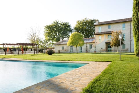 Property building, Day, Garden, Garden view, Pool view, Swimming pool