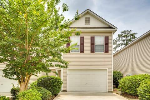 Charming North Charleston Townhome - Pets Welcome! House in Goose Creek