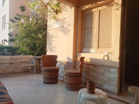 شاليه دور ارضى مدخل خاص يرى البحر Bed and Breakfast in Alexandria Governorate