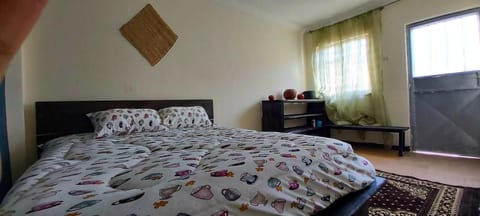 Comfy House 5 mins to Bole Airport Bed and Breakfast in Addis Ababa