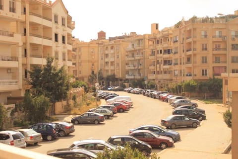 610 rooms Vacation rental in New Cairo City