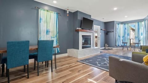 Beautifully Remodeled 2bd in the Perfect Location Haus in Leadville