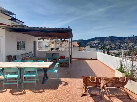 Amazing apartment & great terrace & 4bedrooms Apartment in La Herradura