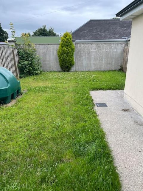 Modern 4 Bed House in town House in County Sligo