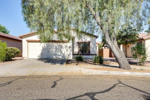 Relaxing Phoenix Home with Patio and Fenced-In Yard House in Estrella Village