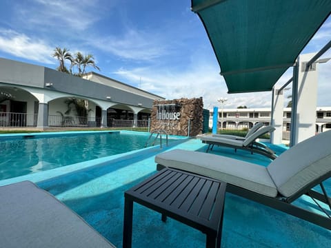 Day, Pool view, Swimming pool, sunbed