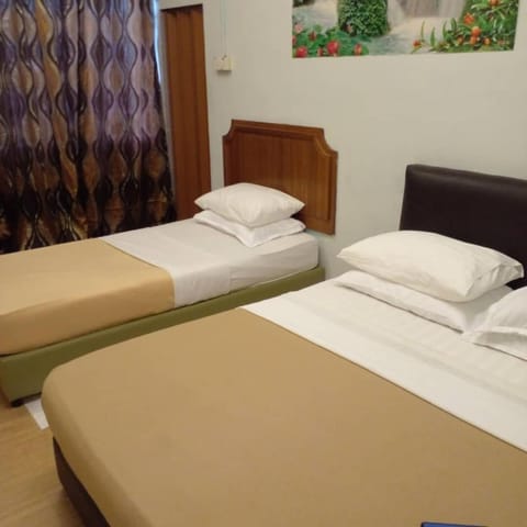 F HOTEL Hotel in Bayan Lepas