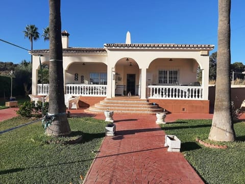 Facade/entrance, Garden