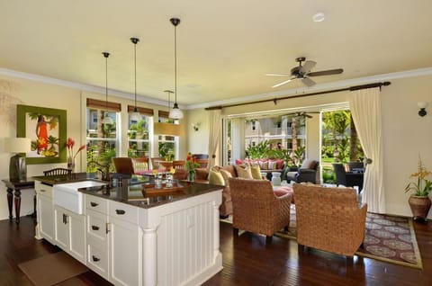 Ground Floor Poolside Villa Short Walk From Top Beach in Kauai With Great Pool Villa in Poipu