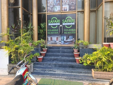 Safari Hotel Hotel in Lahore