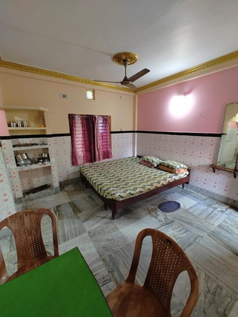 Sushamalay Guest House At Sea Beach, Puri Bed and Breakfast in Puri