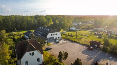 Property building, Natural landscape, Parking