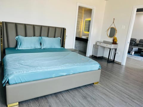 Sơn Thịnh Apartment I Căn hộ VIEW BIỂN ĐẸP Có 3PN 130m2 I GIÁ TỐT Apartamento in Vung Tau