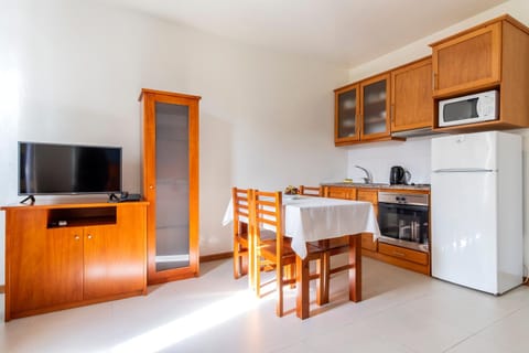 Acorsonho Apartamentos Turisticos Apartment hotel in Azores District