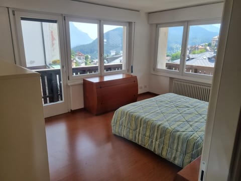 View (from property/room), Photo of the whole room, Bedroom