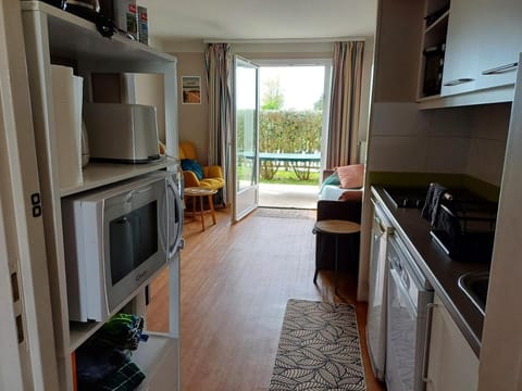 Le 501 F2 de plain-pied avec terrasse Apartment in Courseulles-sur-Mer