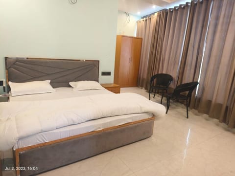 NSB SQUARE Bed and Breakfast in Dehradun