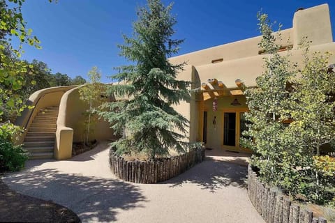 Green Acres Santa Fe 8 mins from plaza! House in Tesuque
