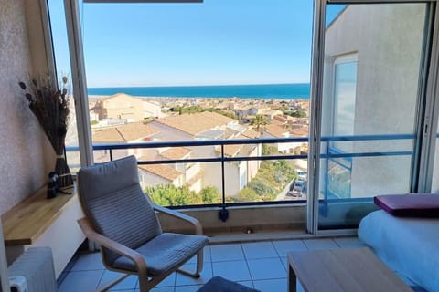 Duplex 6 personnes, vue mer, piscine, Wi-Fi Apartment in Fleury