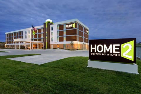 Home2 Suites By Hilton Omaha West Hotel in Omaha