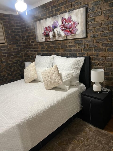 We Love Properties Guest House Bed and Breakfast in Pretoria