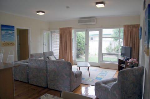 Comfortable Unit Close to the Beach Haus in Victor Harbor