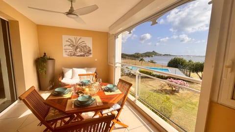 Coucher de soleil sur le lagon 4 à 5p avec piscine Eigentumswohnung in Sint Maarten