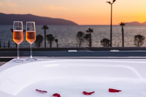 Bathroom, Sea view, Sunset, Bath