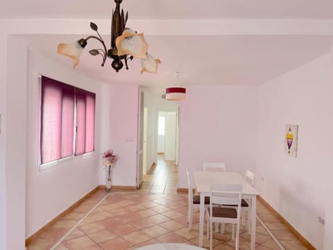 Centro. Nuevo Puerto Deportivo. Playas a 7 minutos. Apartamento in Ayamonte