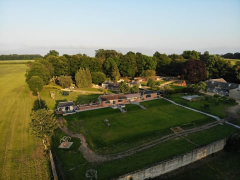 Normanton Park House - Luxury Rutland Water Home House in South Kesteven District