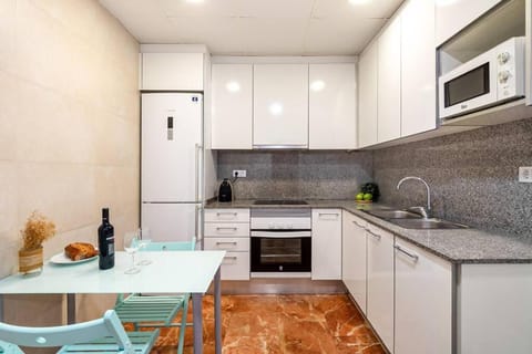 Park Guell Gaudi 2 bedroom Apartment Appartement in Barcelona