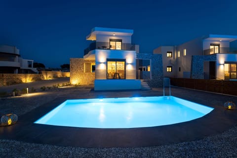 Property building, Night, Pool view, Swimming pool