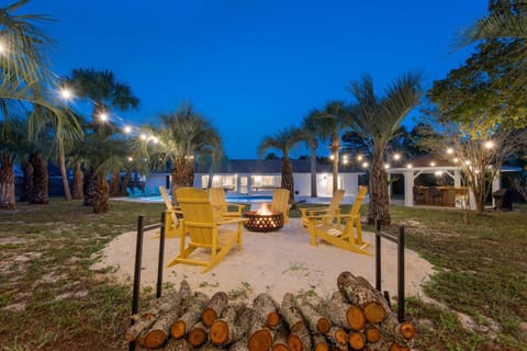 Beach Therapy House in Miramar Beach