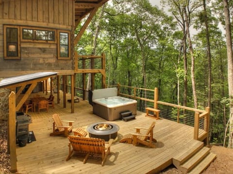 Aska Tranquility -Stylish New Build Cabin Getaway Maison in Cherry Log