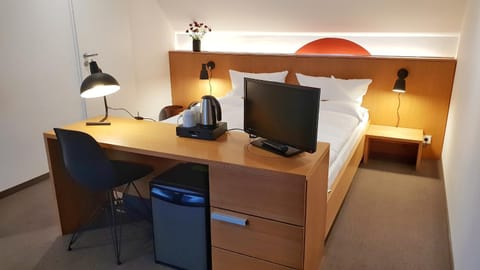 TV and multimedia, Coffee/tea facilities, Bedroom