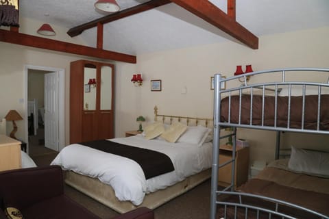 Ladywood House Bed and Breakfast Bed and Breakfast in Telford