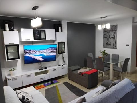 TV and multimedia, Living room