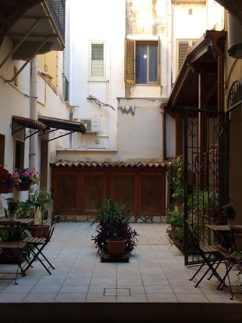 Inner courtyard view