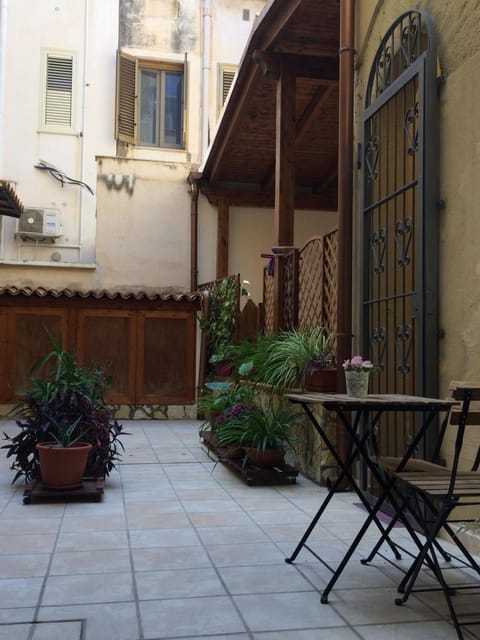 Inner courtyard view