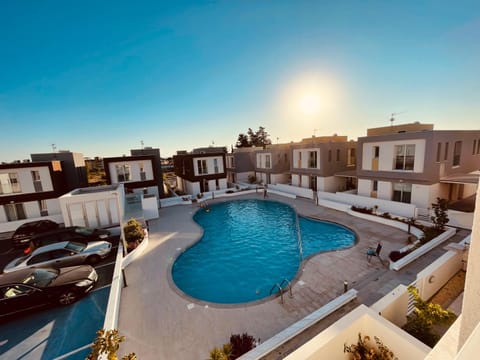 Pool view, Swimming pool, Swimming pool