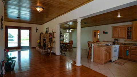 1480 Homestead Haus in Manasota Key