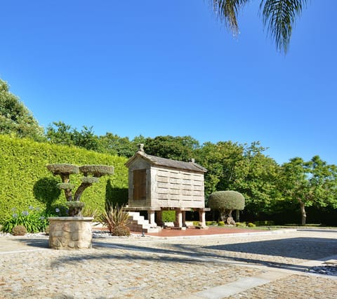 Garden, Garden view