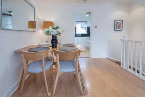 2 Bed town house with Garden in Hackney, London Apartment in London Borough of Hackney