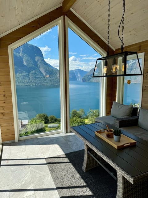 Natural landscape, View (from property/room), Balcony/Terrace, Seating area, Lake view, Mountain view