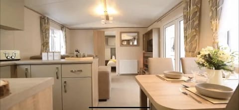 Rohannah static Caravan Fantastic Family and Friends Holiday Copropriété in Mersea Island