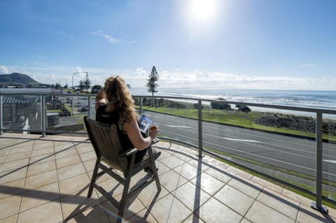 The Reef Beachfront Apartments Apartment hotel in Bay Of Plenty