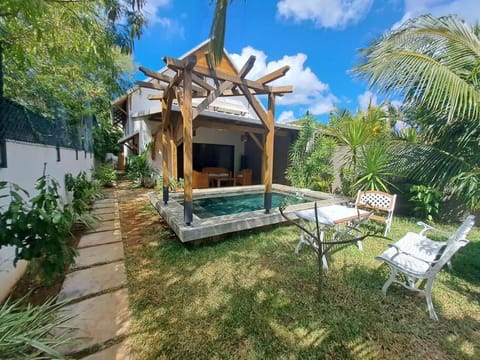 Tropical 3-bedrooms Coastal Residence Creolia Villa in Grand Baie
