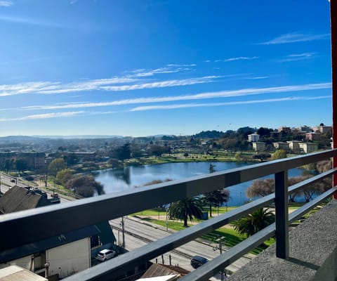 Balcony/Terrace, City view