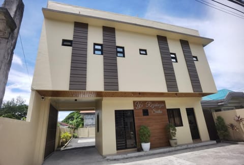 Y's Rezidenzia Suites Hotel in Bicol